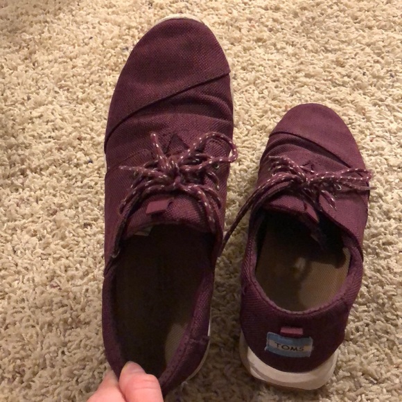 Toms - Picture 5 of 5